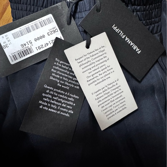 Fabiana Filippi•High Rise Wide Leg Pants
Women’s•Dark Blue•38 IT, 2 US - Picture 9 of 12